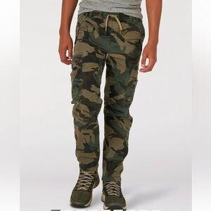 Wrangler Big Boys Camouflage Free To Stretch Cargo Pants Size 14